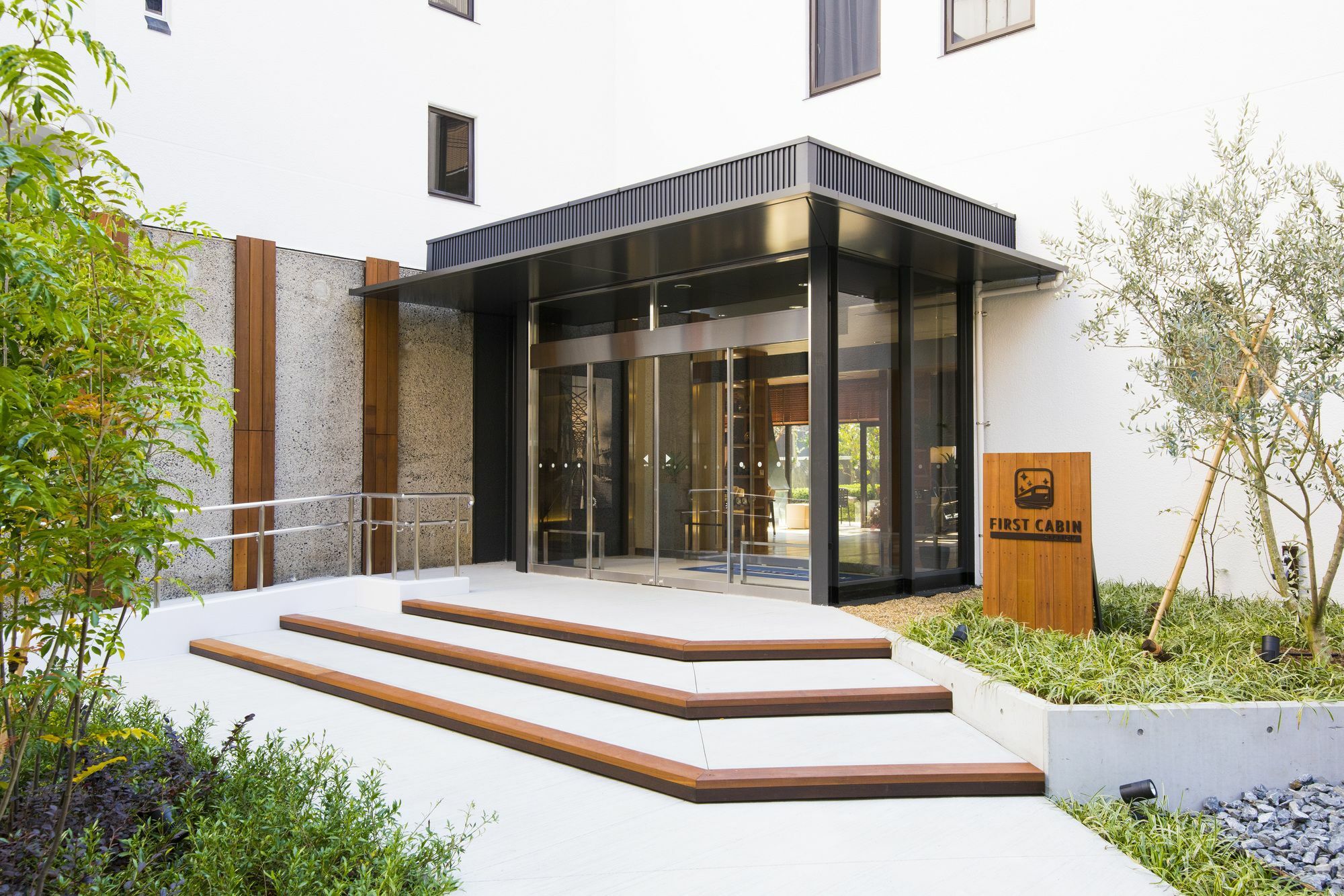 First Cabin Station Abenoso Hotel Osaka Bagian luar foto